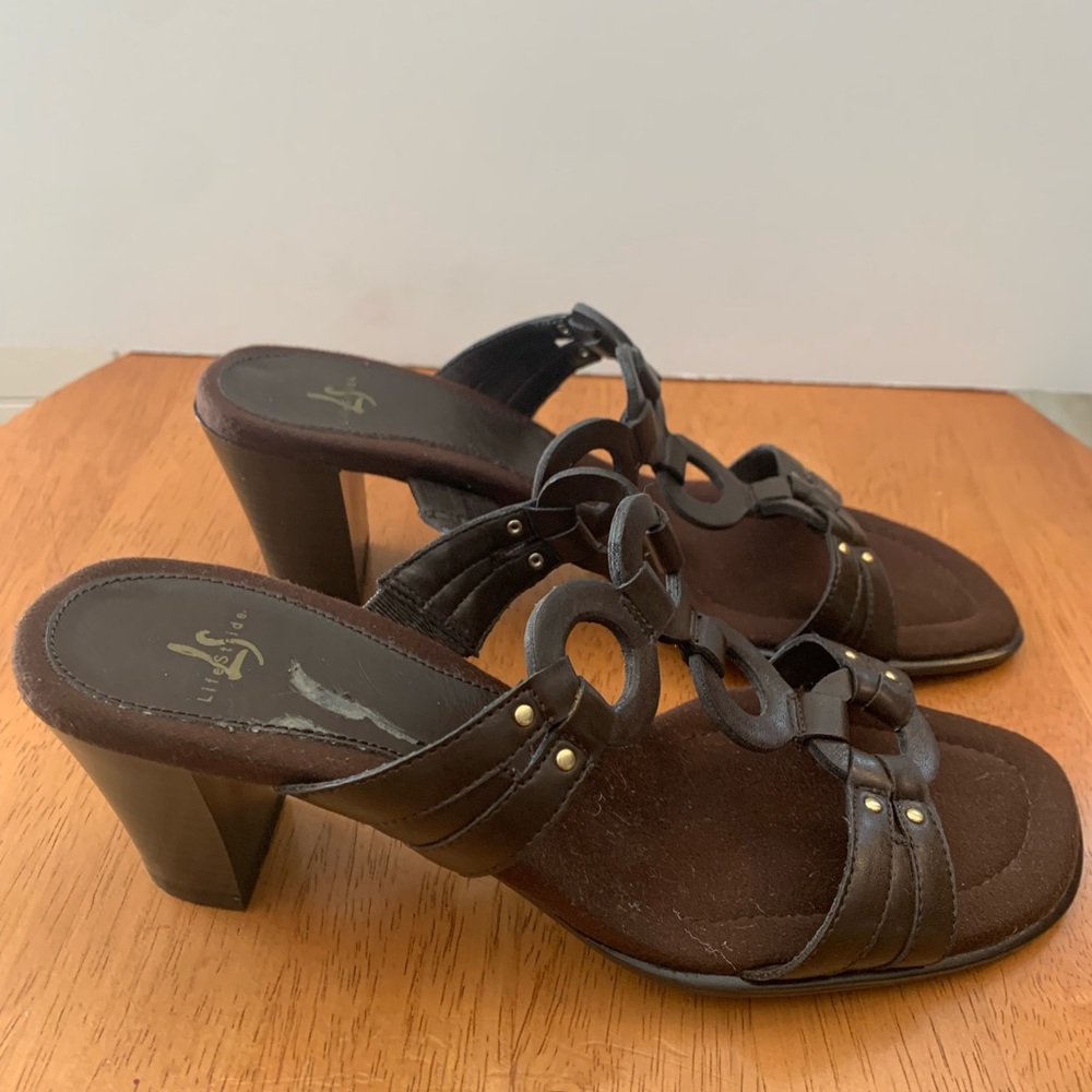 Life Stride Size 8 WIDE Brown Sandals with Heel